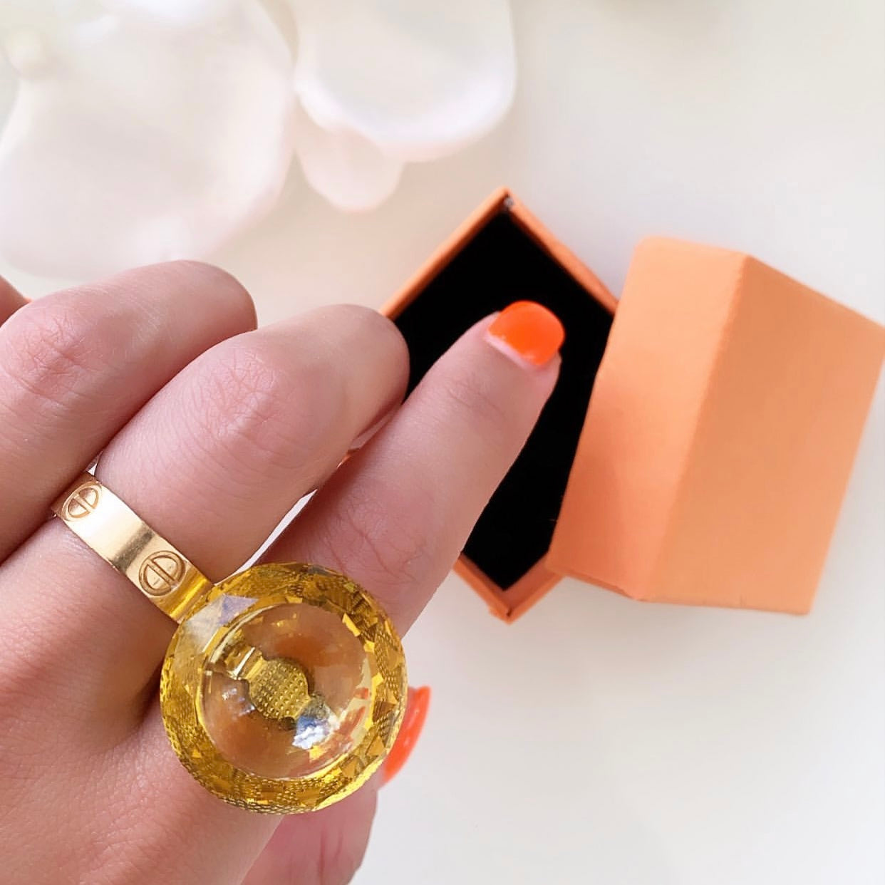 Glue Ring Box