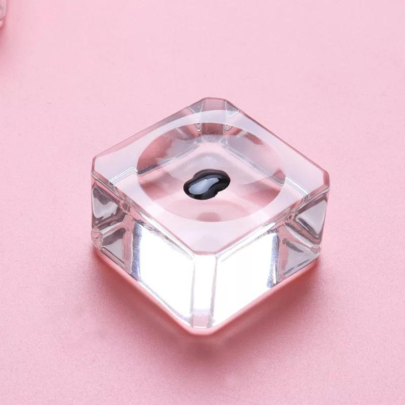 Glue Cube