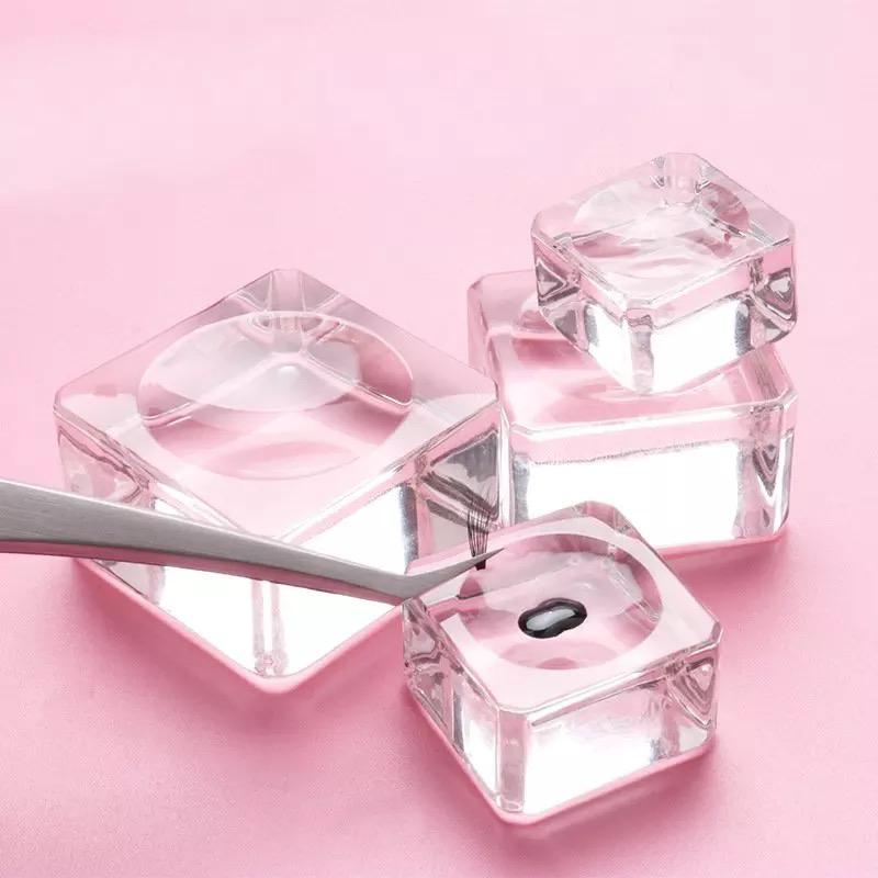Glue Cube