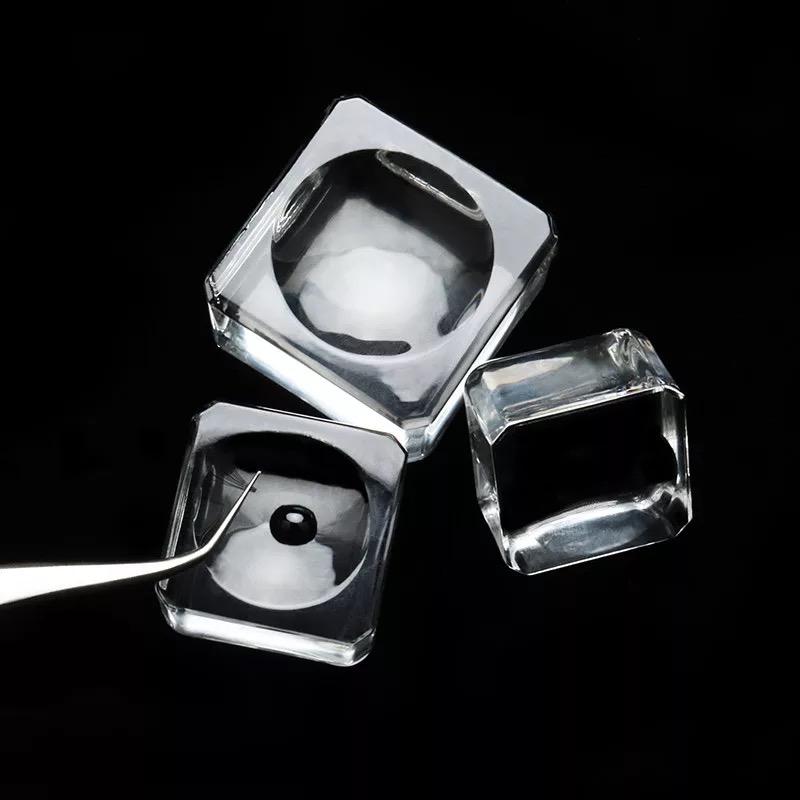 Glue Cube