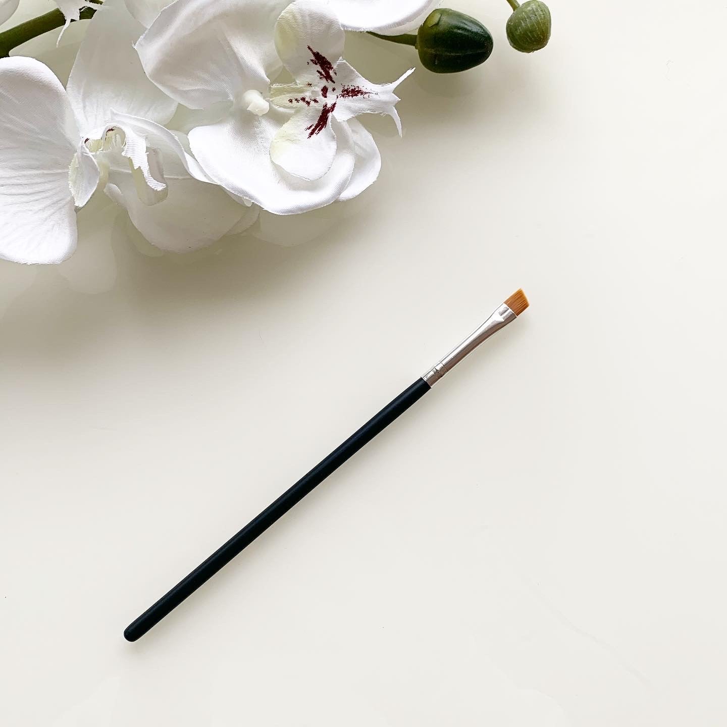 Happybrow Angled Brush