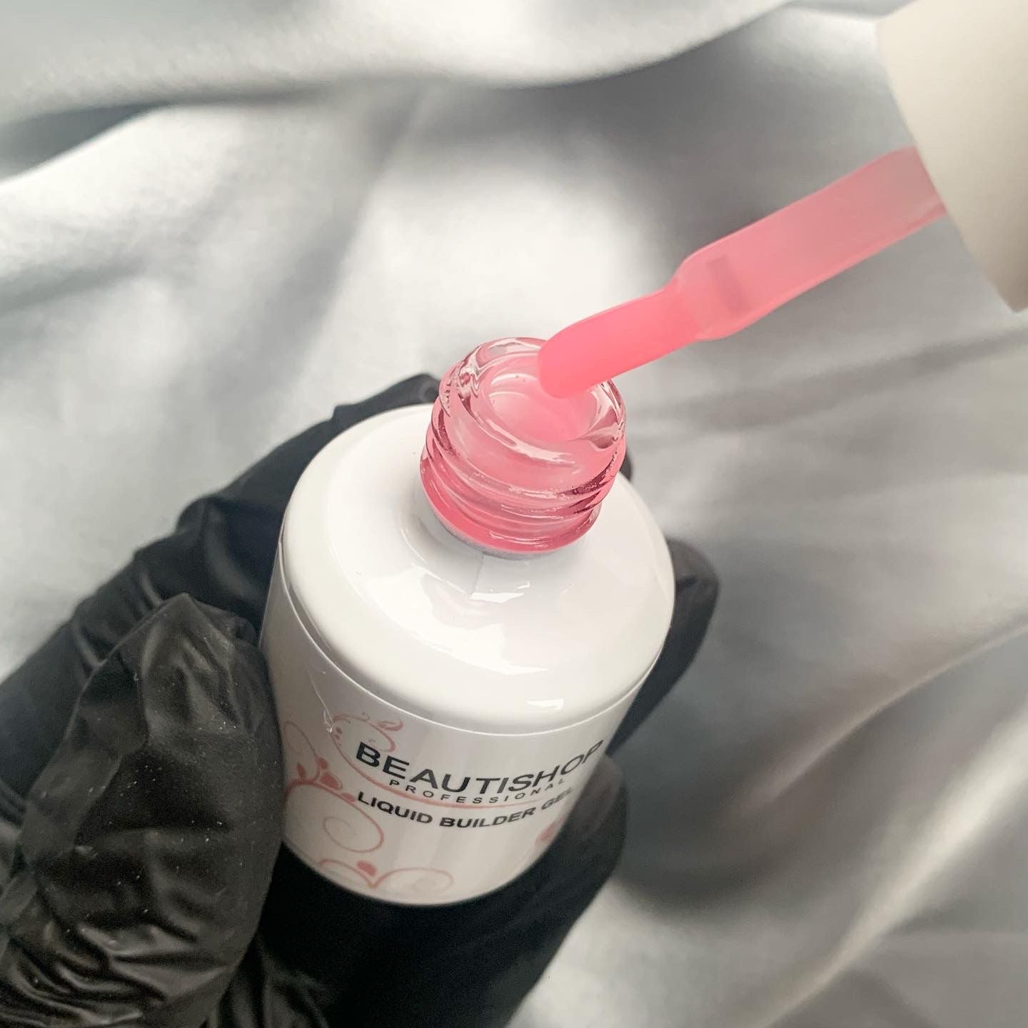 Liquid Builder Gel - Universal Pink (15 ml)